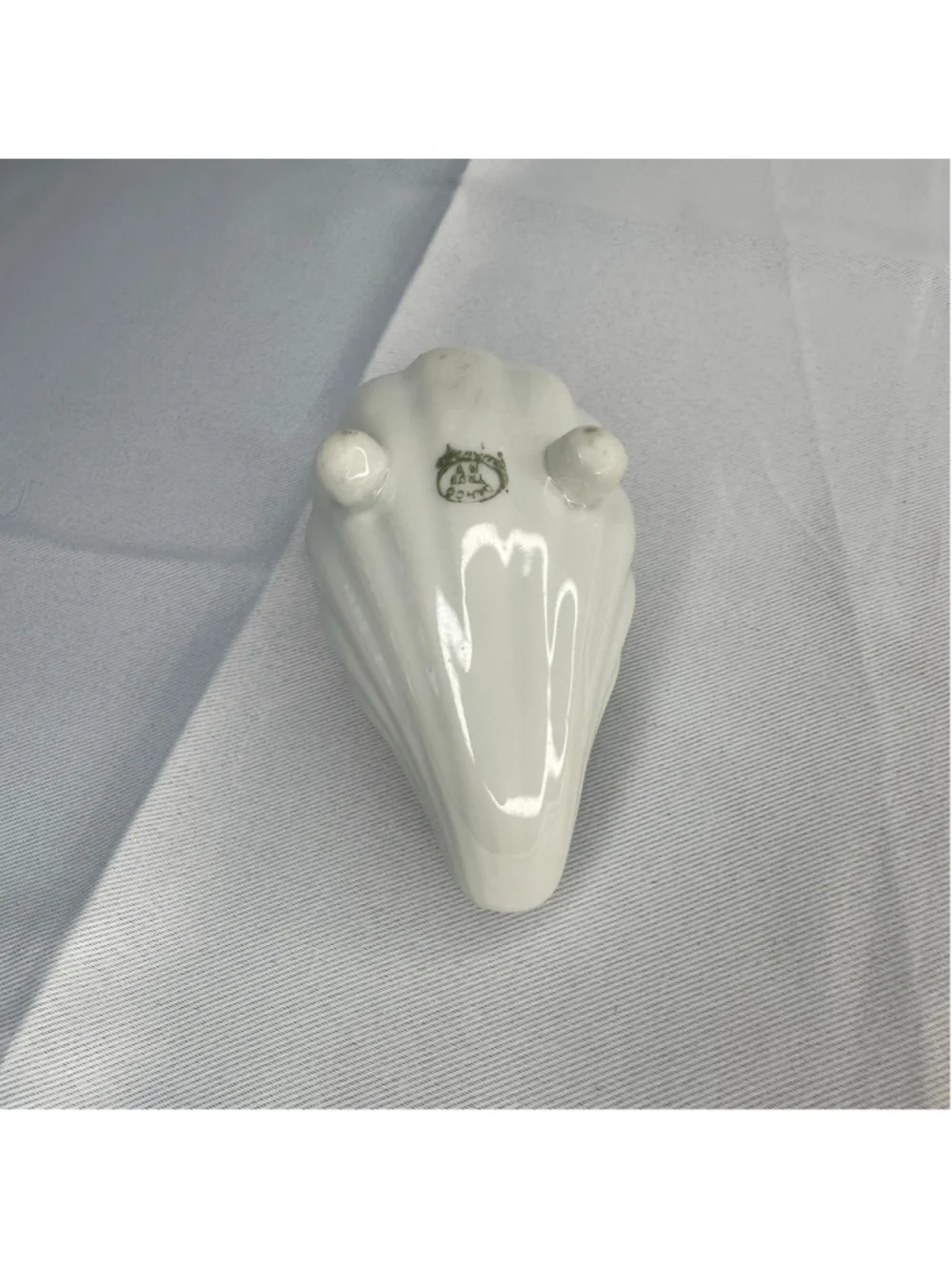 Vintage White Glazed Ceramic Footed Cornucopia Leaf Shell Dish Bowl Troy NY USA